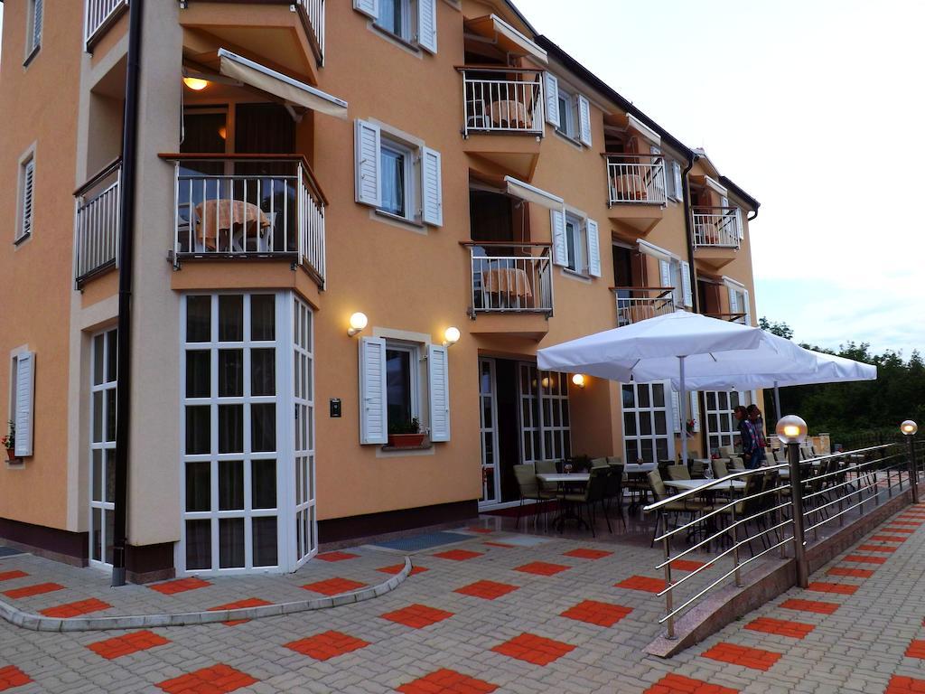 B&B Pansion Vago Malinska Luaran gambar